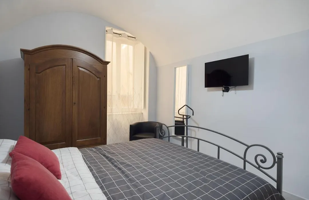 Residenza Beccadelli-1